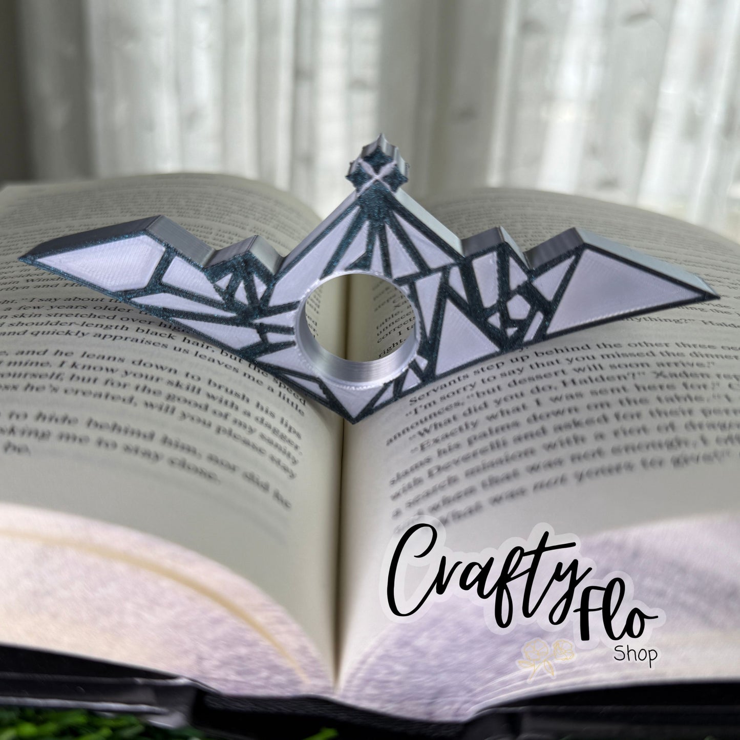 ACOTAR inspired Page Holder| Keep Pages Open with Ease | Perfect for Epic Reading | Book Lover Gift| Page Holder - Page Spreader Book Accessories Book Holders Ideal Gift for Fantasy Lovers