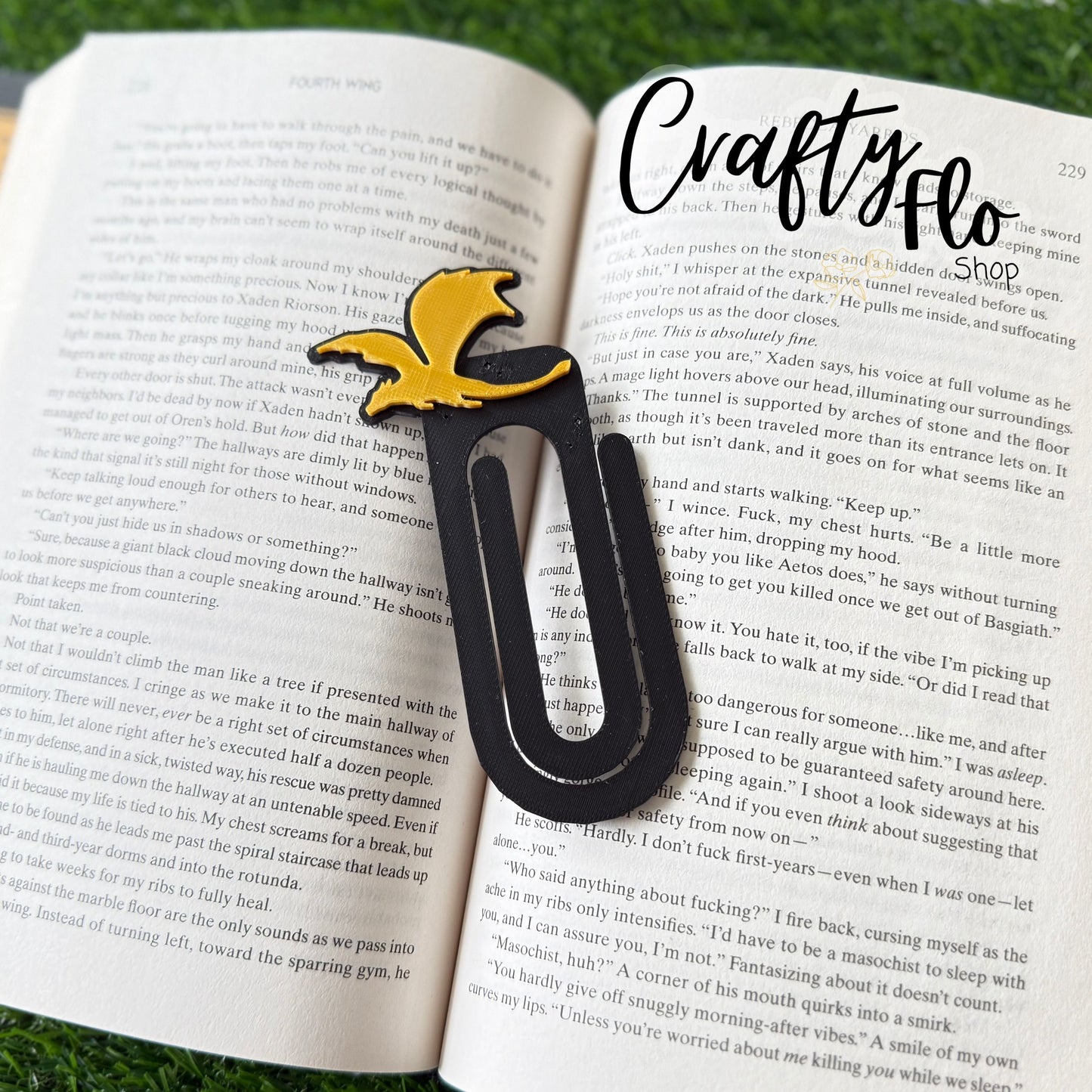 Dragon Jumbo Paper Clip - 3D Printed Jumbo Paper Clip with holographic Detail, Approximately 2in Wide x 4in High, High Quality Filament