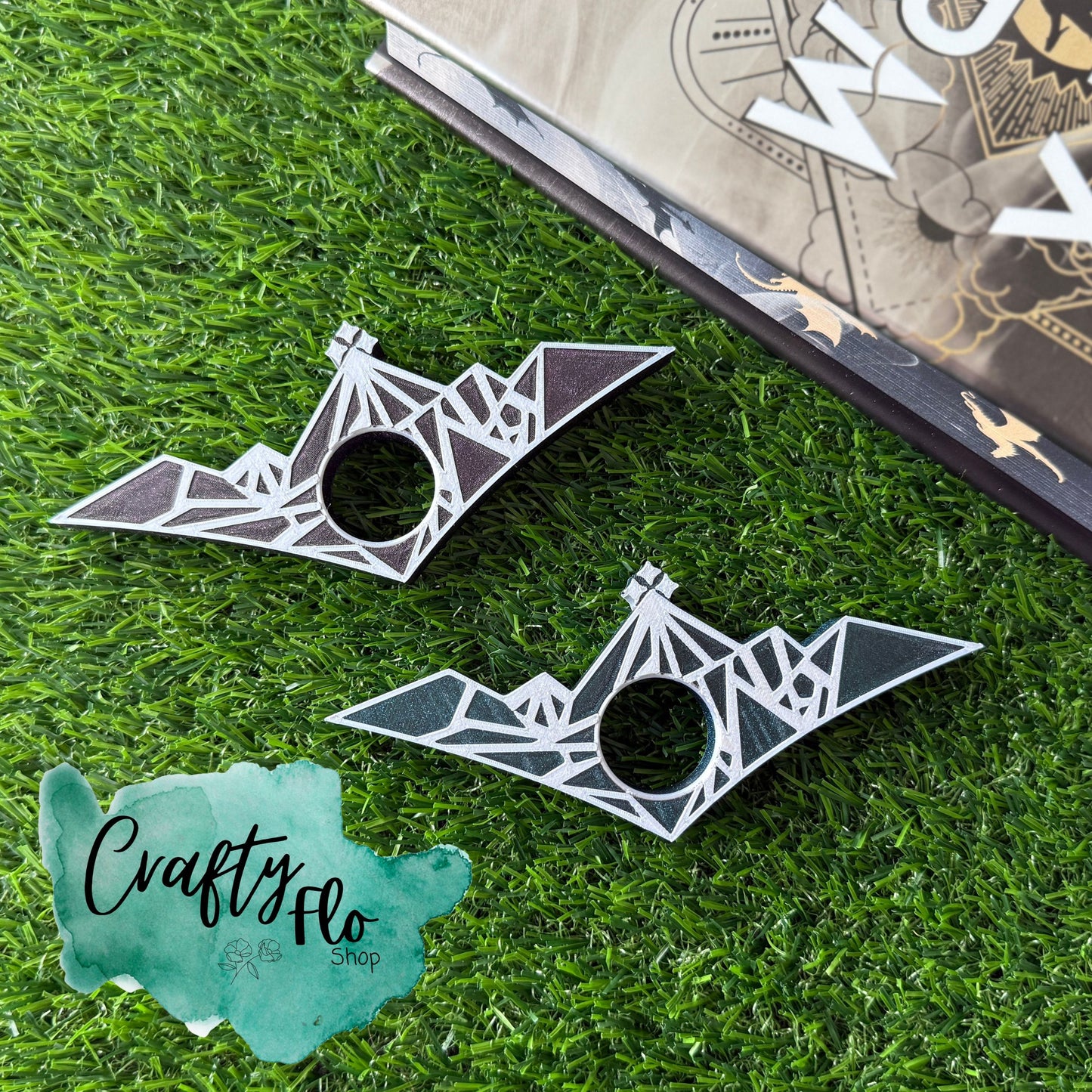 ACOTAR inspired Page Holder| Keep Pages Open with Ease | Perfect for Epic Reading | Book Lover Gift| Page Holder - Page Spreader Book Accessories Book Holders Ideal Gift for Fantasy Lovers
