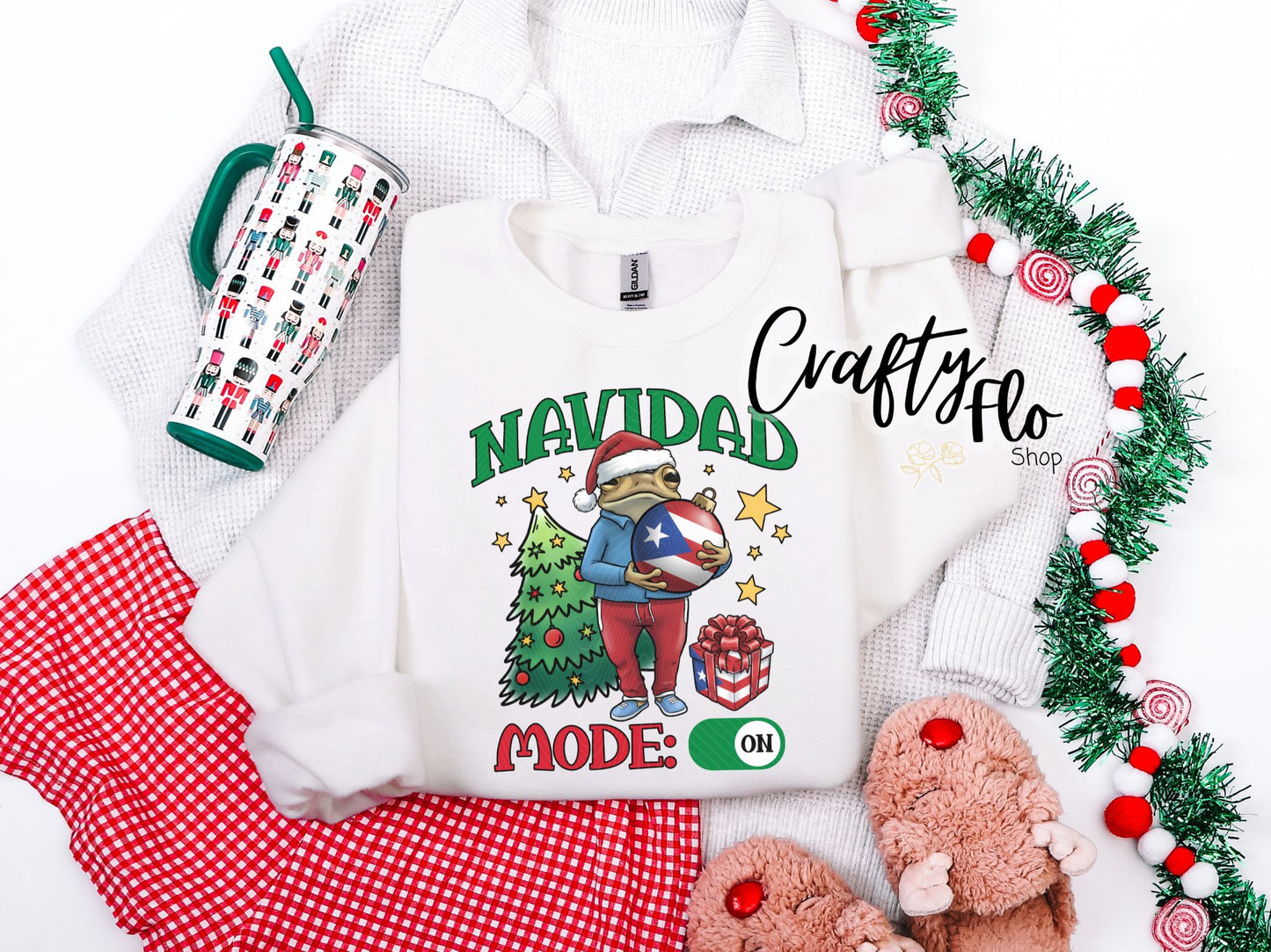 Navidad Boricua Mode Sweatshirt - Unisex Fabric - Ideal for Holiday Fashion - True to Size Fit - Pullover Womenswear Garment