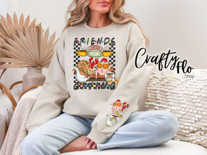 Friendsgiving sweatshirt| fall season | thanksgiving sweatshirt | friend gift christmas sweatshirt