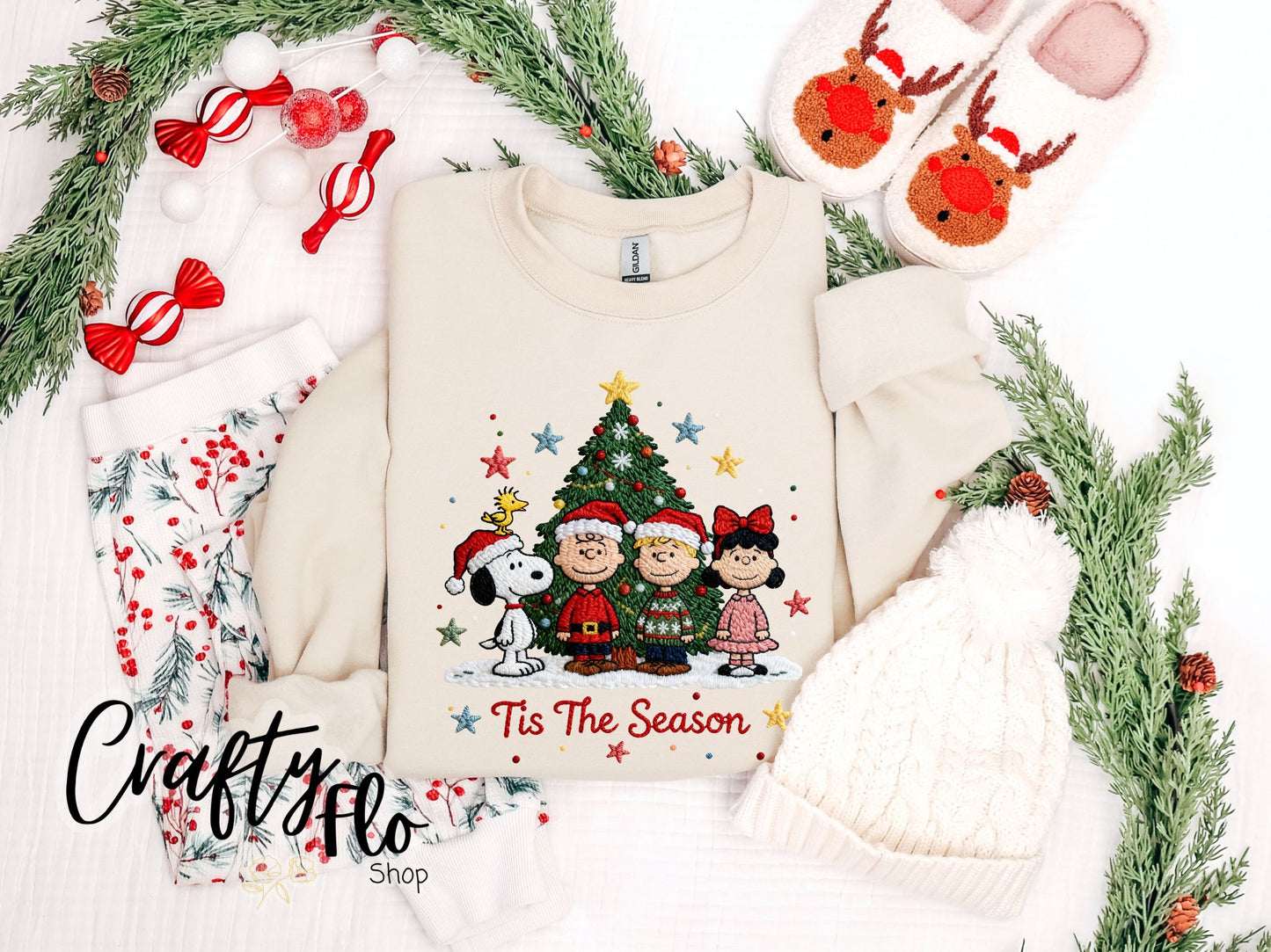 Faux Crochet Snoop & friends christmas Sweatshirt - Unisex Fabric - Ideal for Holiday Fashion - True to Size Fit - Pullover Womenswear Garment