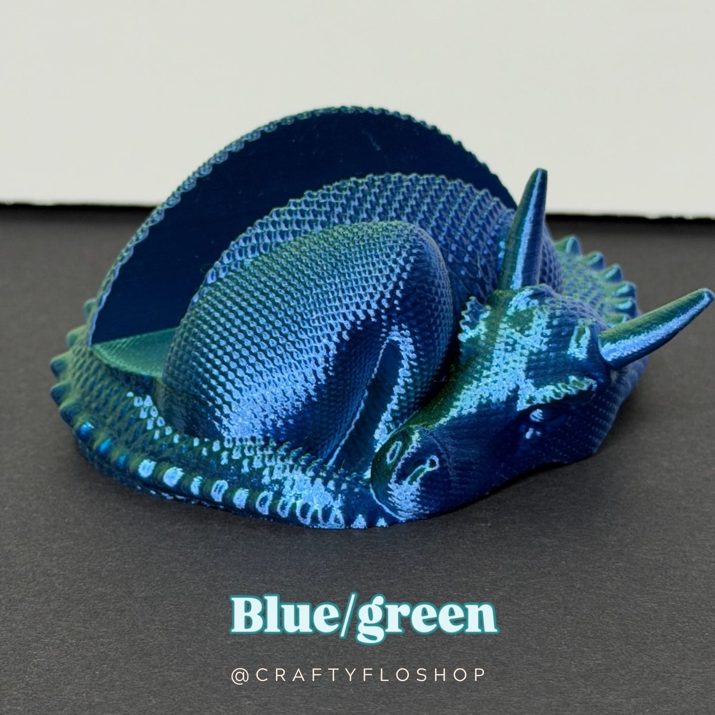 3D Printed Sleeping Dragon Phone Stand – Silk PLA Desk Accessory